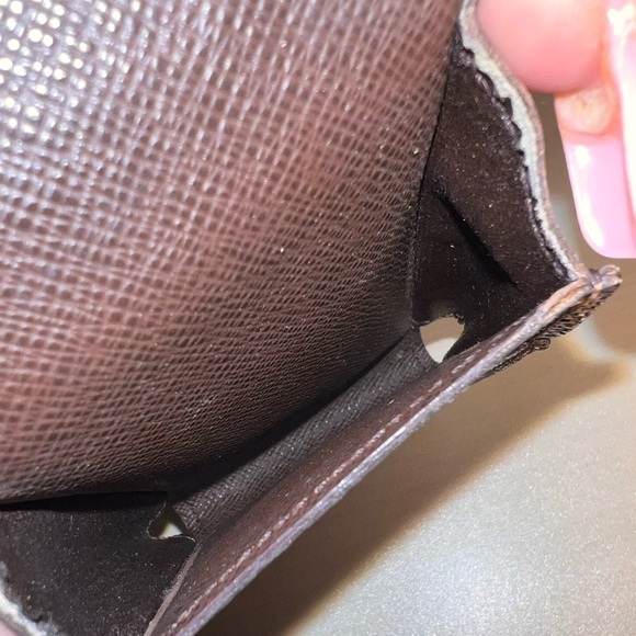 Louis Vuitton EUC Damier Ebene Cigarette Case! Out of stock online and in stores - Picture 7 of 10